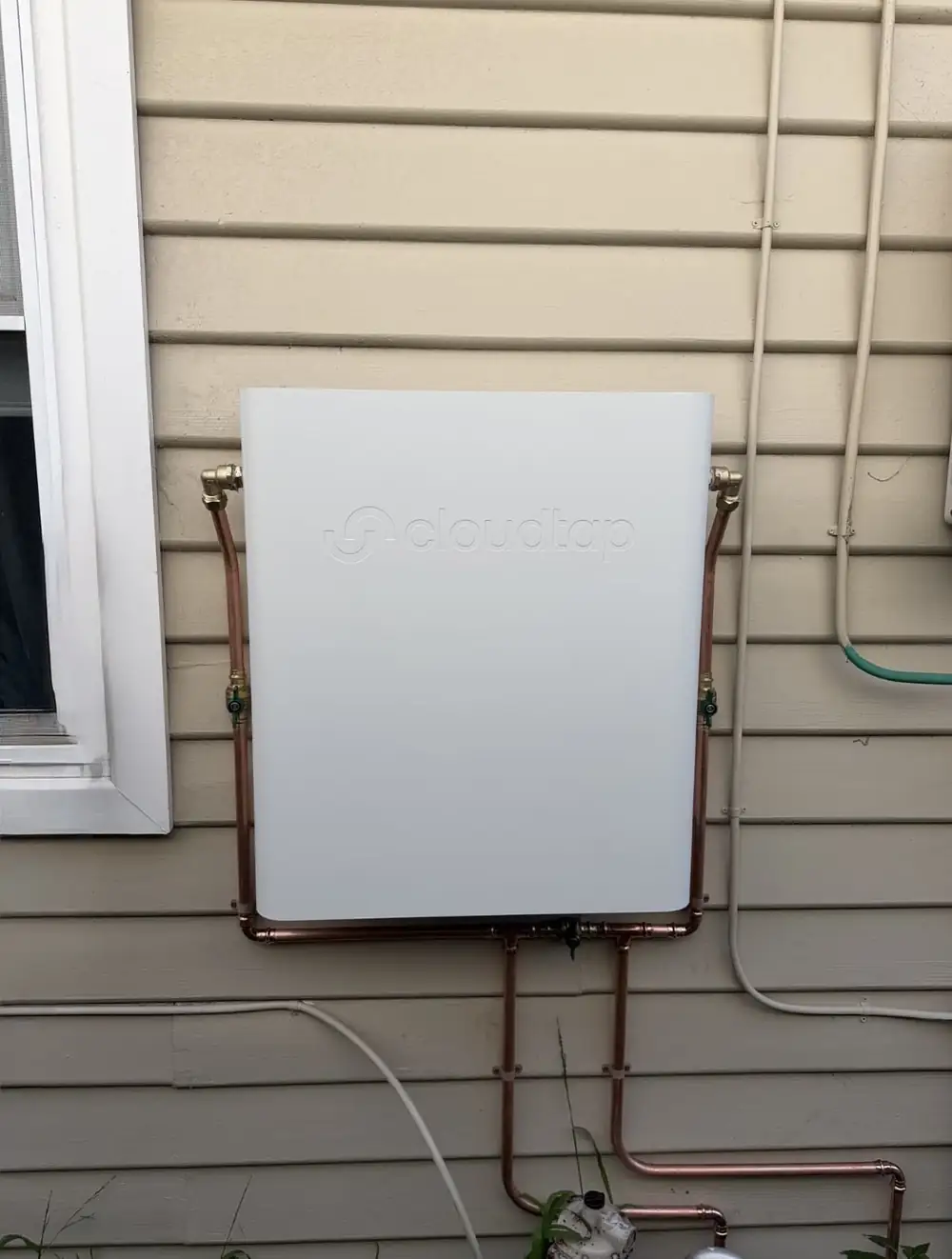 Whole House Filtration unit in Surfmist with copper pipework